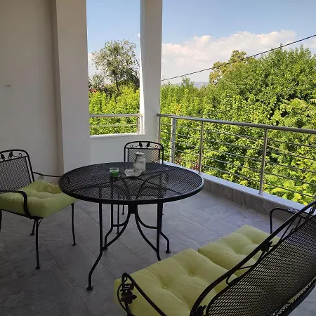 Come To κ α μ ηouse 1 - διαμέρισμα 1ου ορόφου Lägenhet Tríkala